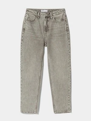 Jeansy Straight Leg Bershka