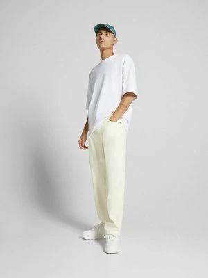 Jeansy Straight Leg Bershka