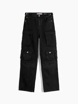 Jeansy Straight Leg Bershka