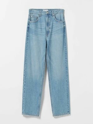 Jeansy Straight Leg Bershka jasnoniebieski denim
