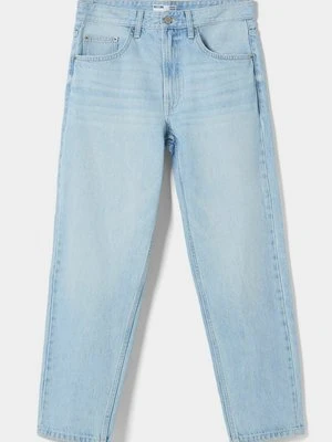Jeansy Straight Leg Bershka jasnoniebieski