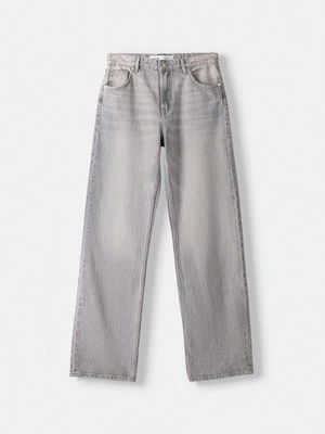 Jeansy Straight Leg Bershka jasnoszary