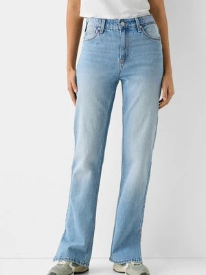 Jeansy Straight Leg Bershka jasnoniebieski denim