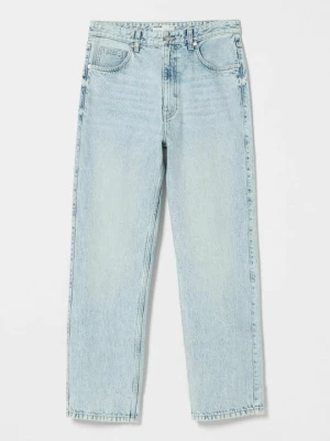 Jeansy Straight Leg Bershka jasnoniebieski denim