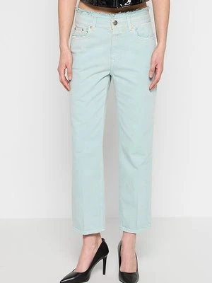 Jeansy Straight Leg closed