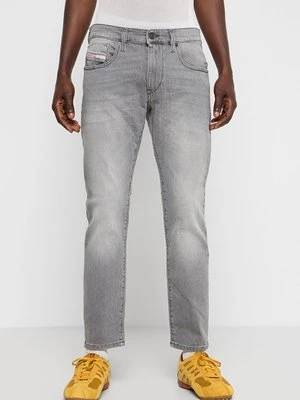Jeansy Straight Leg Diesel