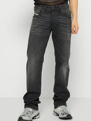 Jeansy Straight Leg Diesel