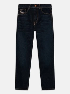 Jeansy Straight Leg Diesel