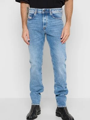 Jeansy Straight Leg Diesel