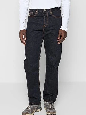 Jeansy Straight Leg Diesel