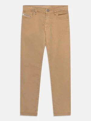 Jeansy Straight Leg Diesel