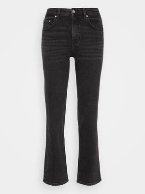 Jeansy Straight Leg Gina Tricot