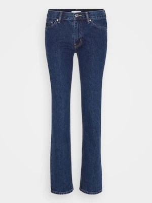 Zdjęcie produktu Jeansy Straight Leg Gina Tricot