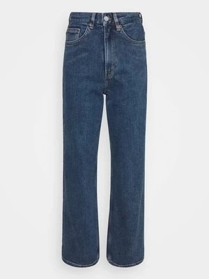 Jeansy Straight Leg Monki