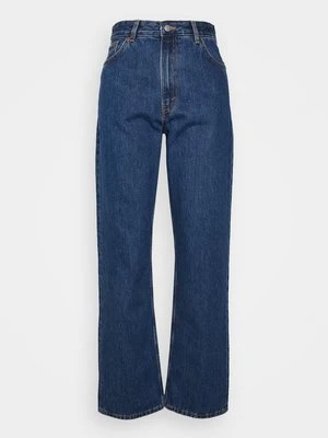 Jeansy Straight Leg Monki