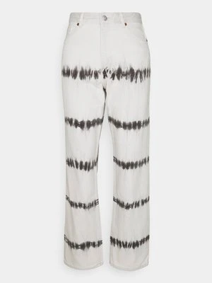 Jeansy Straight Leg Monki