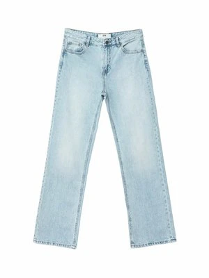 Zdjęcie produktu Jeansy Straight Leg Stradivarius raw denim