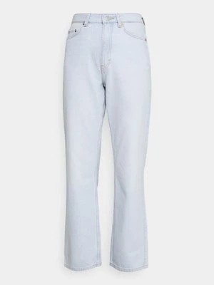 Jeansy Straight Leg Weekday