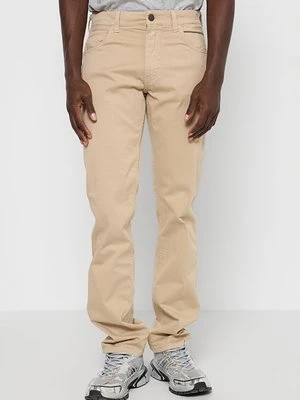 Jeansy Straight Leg Wrangler