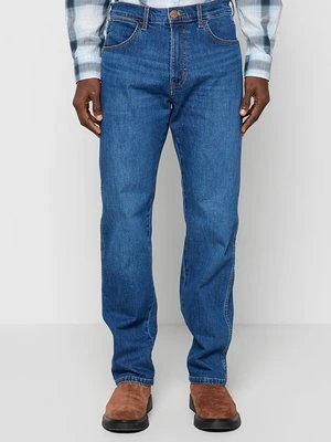 Jeansy Straight Leg Wrangler żółty