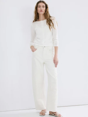 Jeansy wide leg z haftem kwiatowym złamana biel - Kobieta - - MANGO