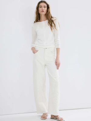 Jeansy wide leg z haftem kwiatowym złamana biel - Kobieta - - MANGO
