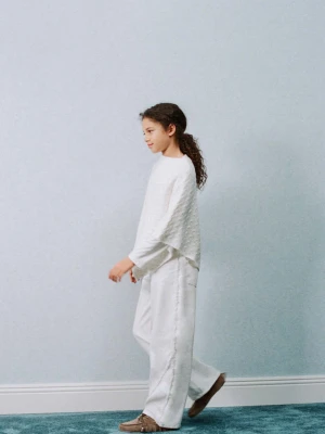 Jeansy wide leg z ozdobnymi szwami biały - Dzieci - lata - MANGO KIDS