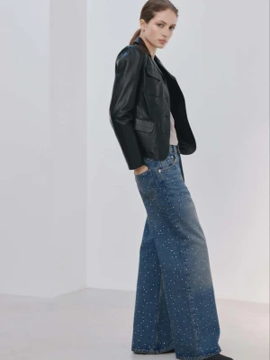 Jeansy wide leg ze zdobieniami średni niebieski - Kobieta - - MANGO