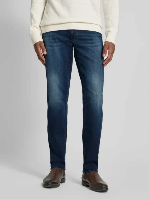 Jeansy z efektem znoszenia model ‘Chuck’ BRAX