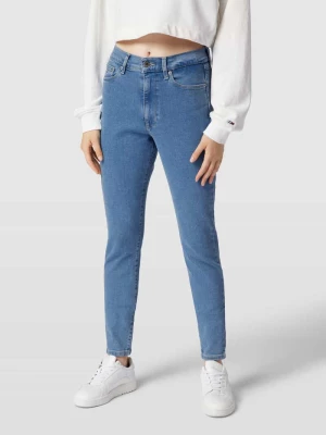 Jeansy z naszywką z logo model ‘Sylvia’ Tommy Jeans