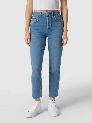 Jeansy z postrzępionymi wykończeniami BDG Urban Outfitters