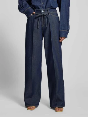 Jeansy z szeroką nogawką i wiązanym paskiem Christian Berg Woman