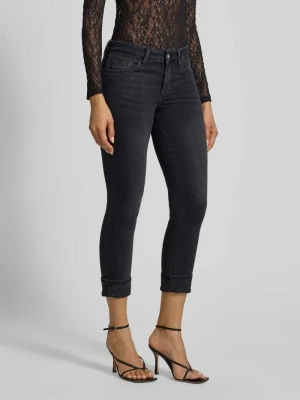 Jeansy z wpuszczanymi kieszeniami model ‘MONROE’ Liu Jo White