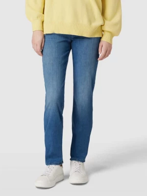 Jeansy z wpuszczanymi kieszeniami model ‘SHAKIRA’ BRAX