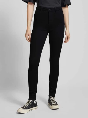 Jeansy z wysokim stanem o kroju skinny fit z naszywką z logo Pieces