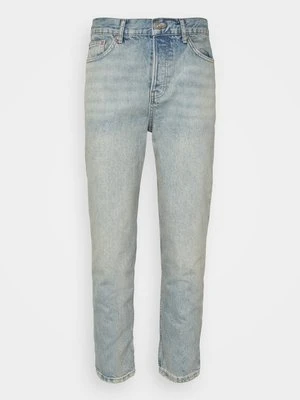 Jeansy Zwężane BDG Urban Outfitters