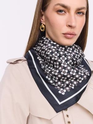 Jedwabna gawroszka w kwiaty TARANKO