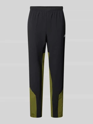 Joggersy o kroju regular fit z logo i elastycznym paskiem w pasie New Balance Zielony