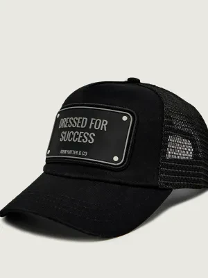 John Hatter Bejsbolówka DRESSED FOR SUCCESS