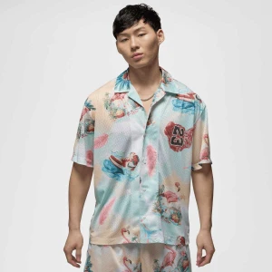 Jordan Essentials All Over Print Camp Top mężczyźni Koszule wielokolorowy rozmiar Odzież