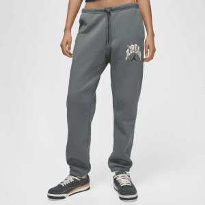 Jordan Brooklyn Fleece Realtree Pants kobiety Spodnie dresowe szary rozmiar Odzież