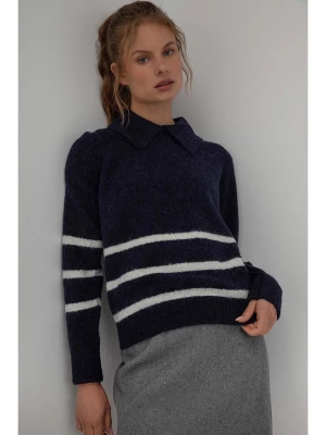 Josephine & Co Sweter "Sidney" w kolorze granatowym rozmiar: M