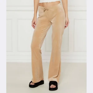 Juicy Couture Spodnie dresowe CHRISTINE | flare fit | low rise