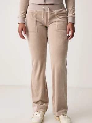 Juicy Couture spodnie dresowe damskie welurowe DEL RAY beżowy