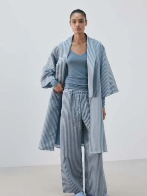 Kaftan piżamowy z mieszanki jedwabiu w paski niebieski - Kobieta - MANGO