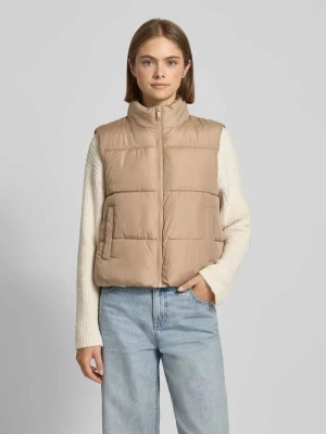 Kamizelka pikowana o kroju regular fit ze stójką model ‘BEE NEW’ Pieces