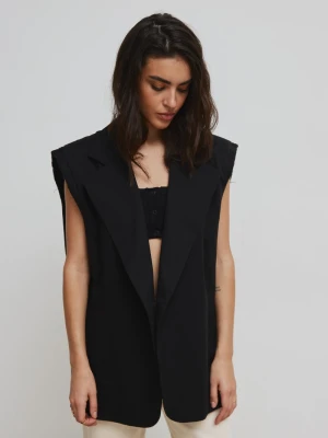 Kamizelka typu oversize w kolorze TOTALLY BLACK - VICAR Marsala