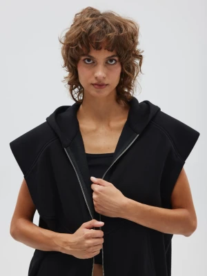 Kamizelka z kapturem w kolorze TOTALLY BLACK- SWEVEN Marsala