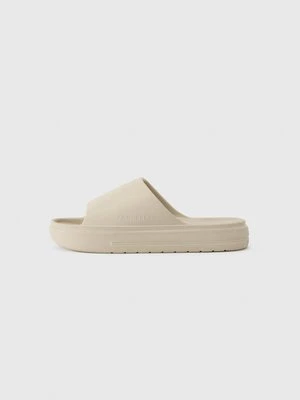 Kapcie Converse