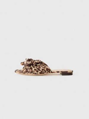 Kapcie Loeffler Randall